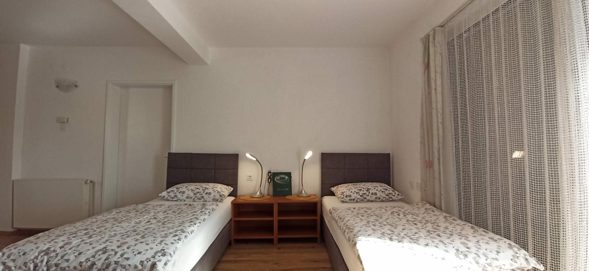 Studio Apartmani Ok Lipik Exterior foto